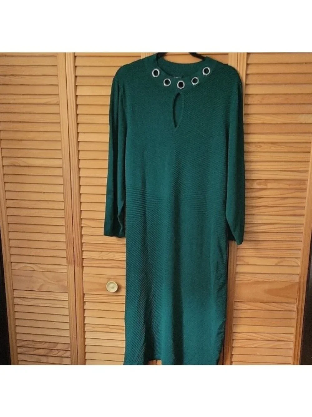 Torrid Dark Green Keyhole Grommet Neckline 3/4 Sleeve Knit Bodycon Dress Size 4